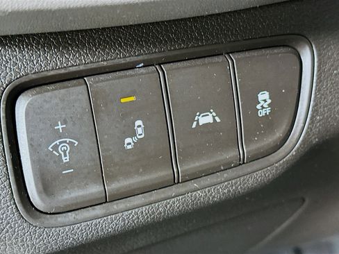 Used 2020 Hyundai Santa Fe SEL image 17