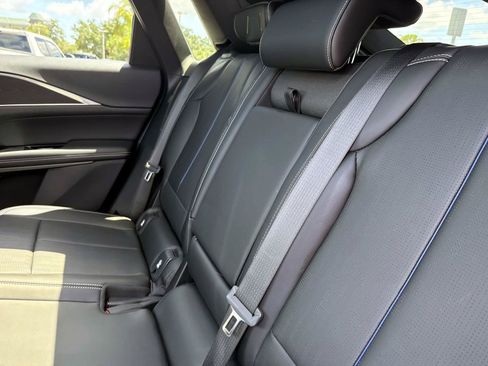 Used 2024 Cadillac Lyriq Luxury RWD image 13