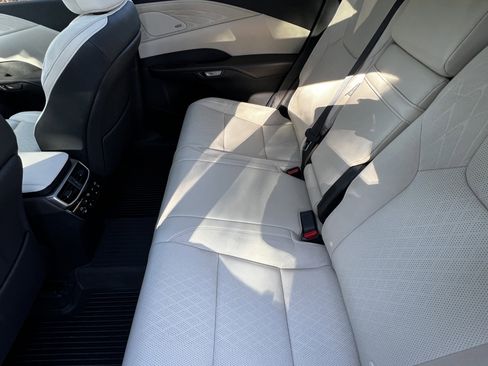 Used 2024 Lexus RX 350 image 30