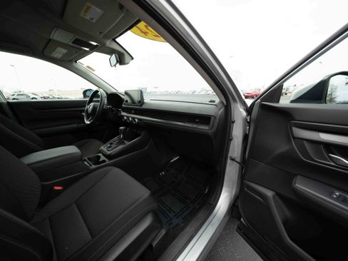Used 2024 Honda CR-V LX image 26