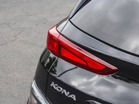 Used 2023 Hyundai Kona SEL w/ Cargo Package image 8