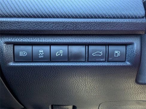 Used 2025 Toyota Camry LE image 20