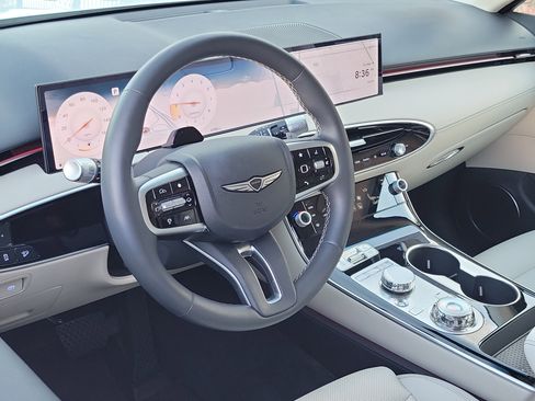 Certified 2026 Genesis GV70 2.5T image 5