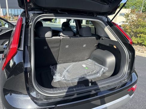 New 2026 Kia Niro LX FWD image 37