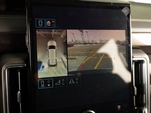 New 2026 GMC Yukon XL Elevation image 17