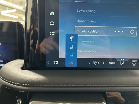 Certified 2025 Lincoln Aviator Reserve w/ Equipment Group 201A image 23