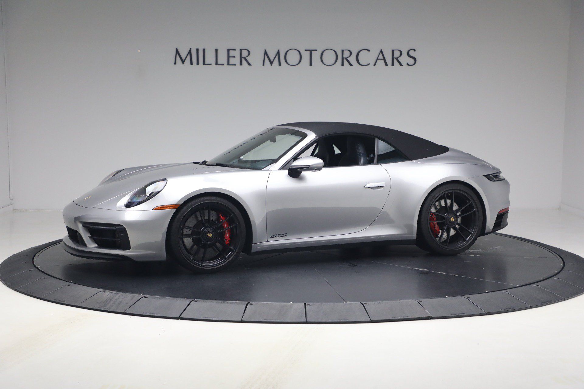 Used 2024 Porsche 911 Carrera GTS RWD image 24