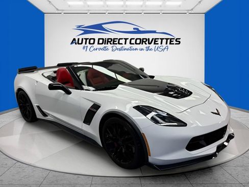 Used 2016 Chevrolet Corvette Z06 w/ 2LZ Preferred Equipment Group RWD image 2
