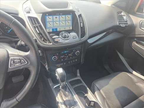 Used 2019 Ford Escape Titanium FWD image 12