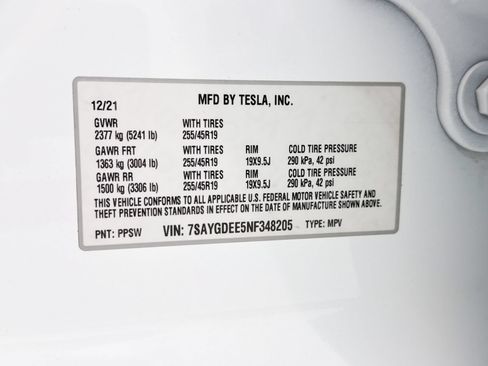 Used 2022 Tesla Model Y Long Range AWD/4WD image 40