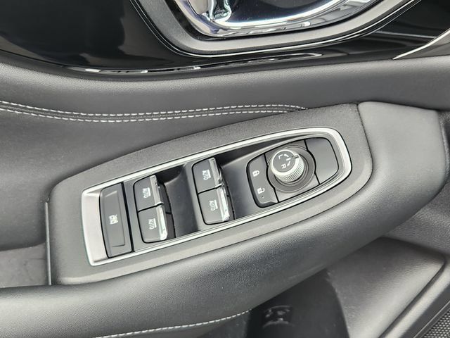 Used 2020 Subaru Outback Limited XT AWD/4WD image 11