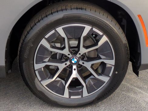Certified 2026 BMW X3 xDrive30i w/ Convenience Package AWD/4WD image 13