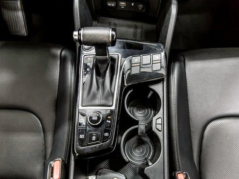 Used 2023 Kia Sportage EX FWD image 23