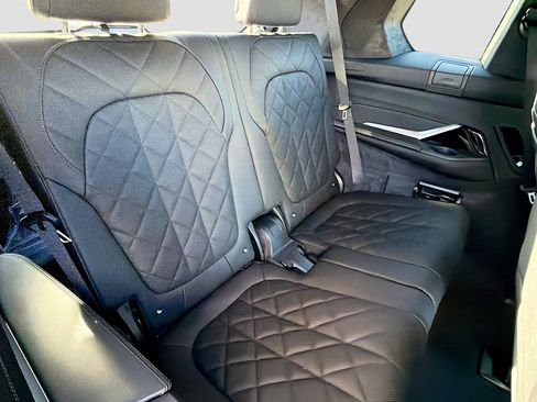 New 2026 BMW X7 xDrive40i w/ M Sport Package image 22