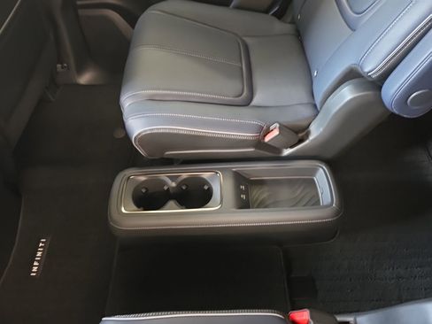 New 2026 INFINITI QX80 4WD w/ Sport Exterior Package image 26