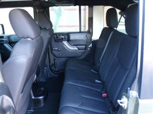 Used 2015 Jeep Wrangler Unlimited Sport image 19