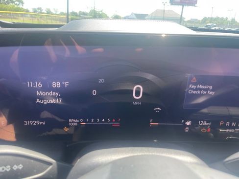 Used 2026 Buick Enclave Preferred AWD/4WD image 25