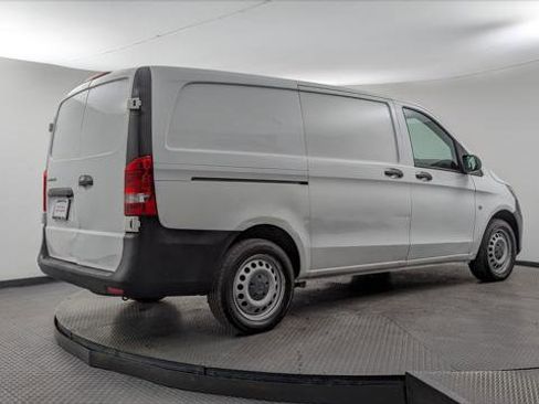 Used 2020 Mercedes-Benz Metris image 8
