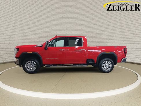 Used 2024 GMC Sierra 2500 SLT w/ SLT Convenience Package image 8