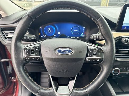 Certified 2021 Ford Escape Titanium w/ Titanium Elite Package image 15