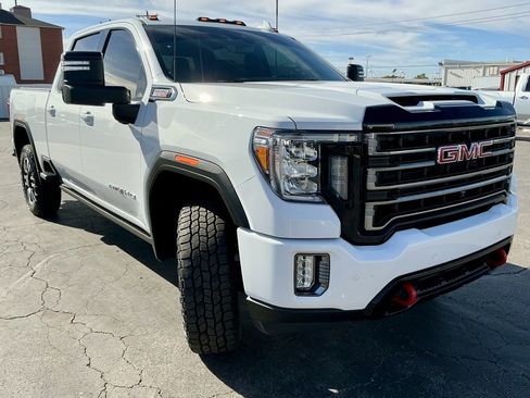 Used 2022 GMC Sierra 2500 AT4 w/ AT4 Premium Plus Package image 2