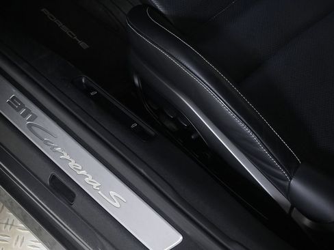 Certified 2021 Porsche 911 GT3 RS image 25