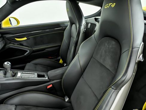 Used 2016 Porsche Cayman GT4 RWD image 18
