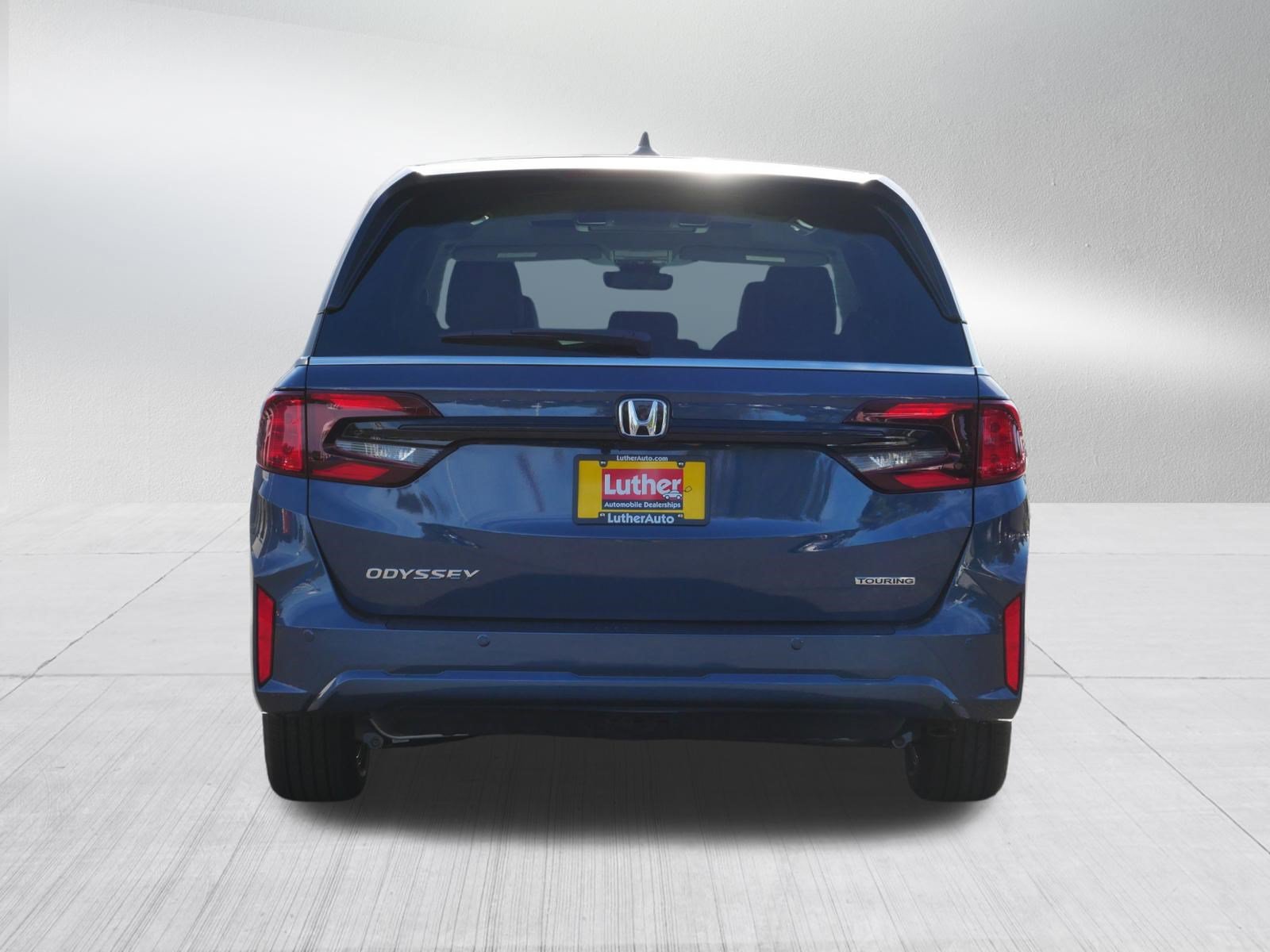New 2027 Honda Odyssey Touring image 6