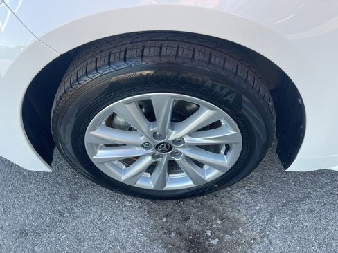 Used 2024 Toyota Corolla XLE image 8