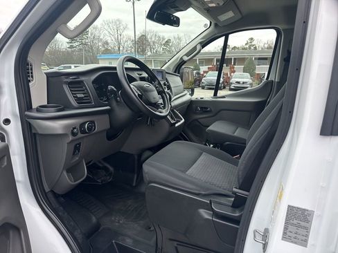 Used 2024 Ford Transit 250 Low Roof w/ Exterior Upgrade Package image 9