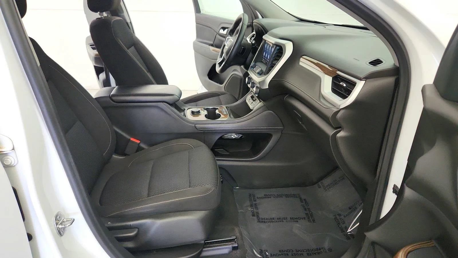 Used 2022 GMC Acadia SLE FWD image 29