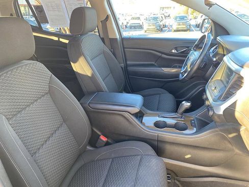 Used 2019 GMC Acadia SLE image 21