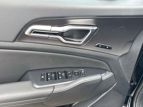 New 2026 Kia Sportage SX image 23