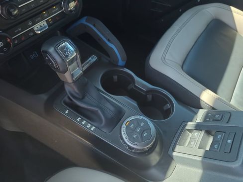 Used 2023 Ford Bronco Wildtrak AWD/4WD image 26