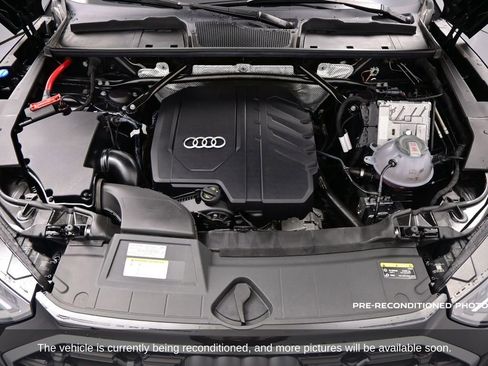 Used 2024 Audi Q5 2.0T Premium w/ Convenience Package image 38