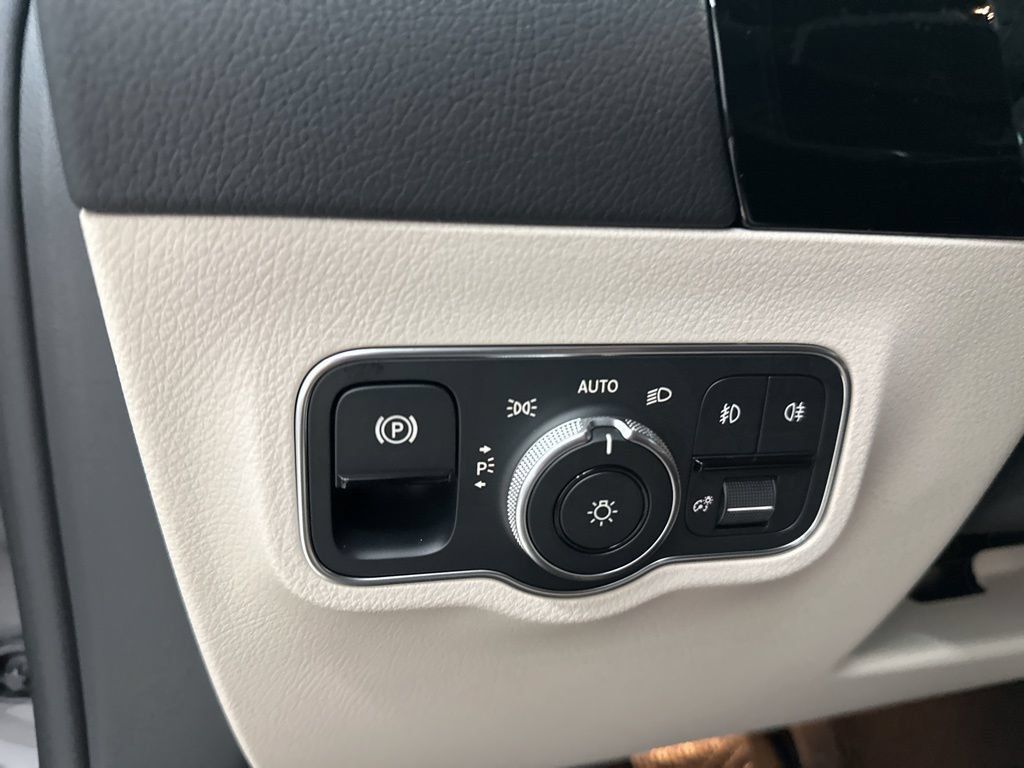 Certified 2026 Mercedes-Benz GLA 250 image 19