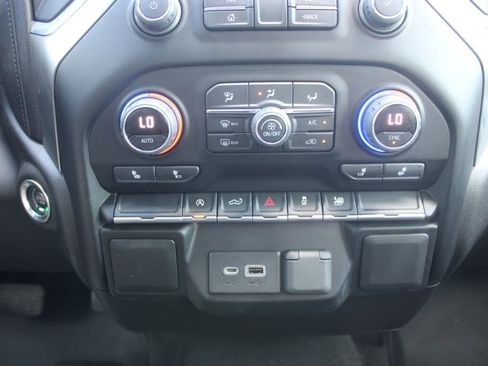 Used 2021 Chevrolet Silverado 1500 RST w/ Redline Edition AWD/4WD image 42