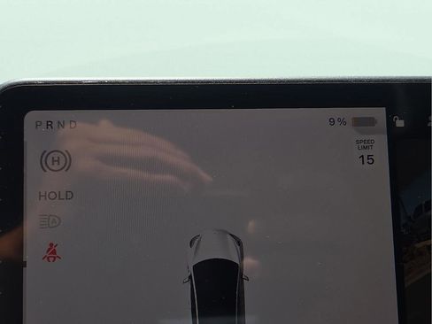 Used 2023 Tesla Model 3 Standard Range RWD image 15