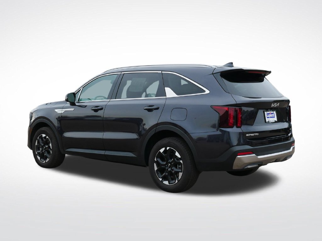 Used 2026 Kia Sorento S AWD/4WD image 4