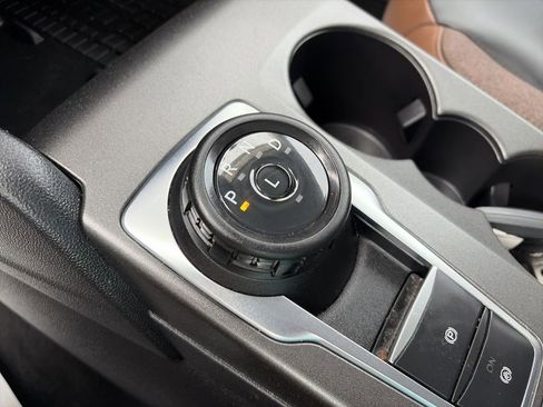 Used 2025 Ford Bronco Sport Outer Banks w/ Outer Banks Tech Package+ AWD/4WD image 19