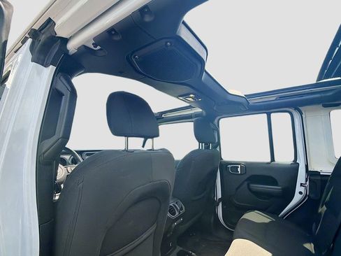 Used 2021 Jeep Wrangler Unlimited Sport AWD/4WD image 24