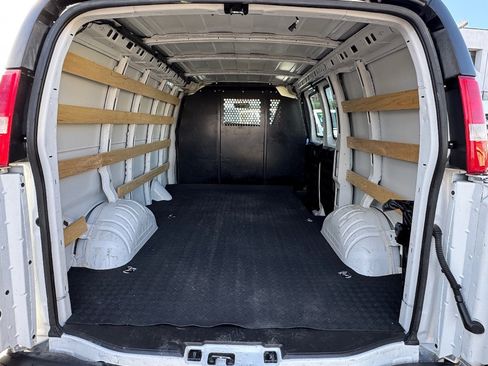 Used 2024 Chevrolet Express 2500 w/ Driver Convenience Package image 12