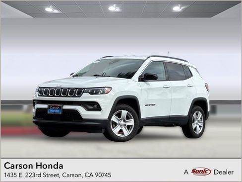 Used 2022 Jeep Compass Latitude AWD/4WD image 1