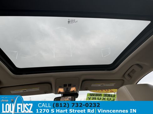 Used 2015 Cadillac SRX Premium image 14