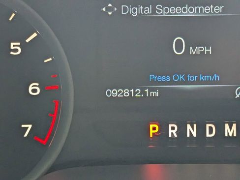 Used 2018 Ford F150 XLT w/ Equipment Group 302A Luxury AWD/4WD image 4
