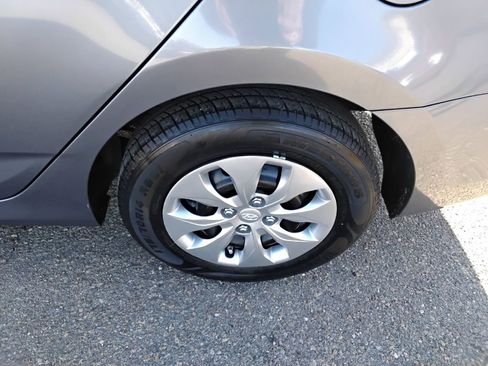 Used 2017 Hyundai Accent SE image 21