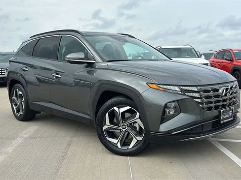 Certified 2023 Hyundai Tucson Limited FWD image 6