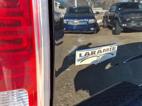 Used 2018 RAM 2500 Laramie w/ Snow Chief Group image 12