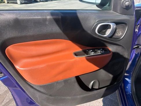 Used 2015 FIAT 500L Trekking FWD image 26