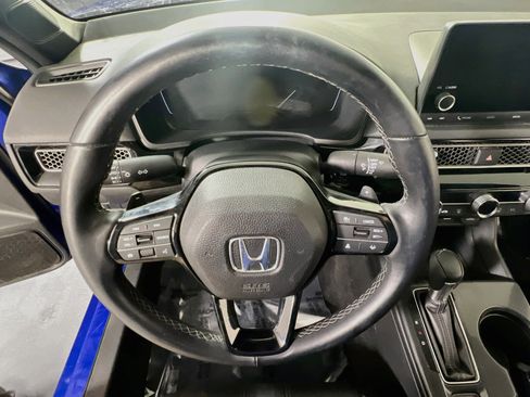 Used 2023 Honda Civic Sport image 11
